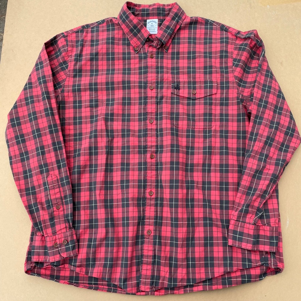 Brooks Brothers Button Down Shirt Mens XL Red Black Plaid Excellent Cotton Logo